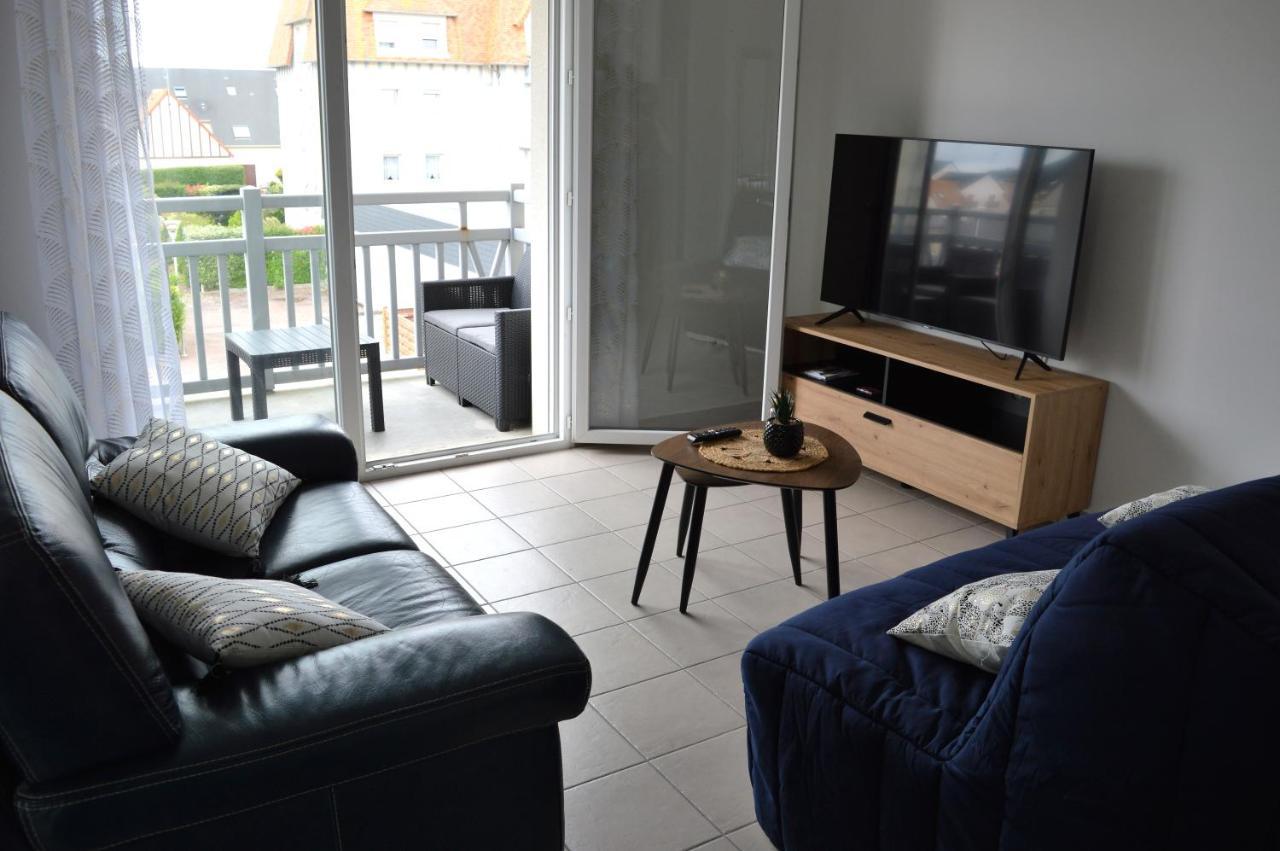 Appartement Spacieux Avec Balcon - A 50M De La Plage クルル・シュル・メール エクステリア 写真